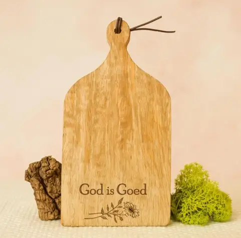 Houten snijbordje God is goed bloemen