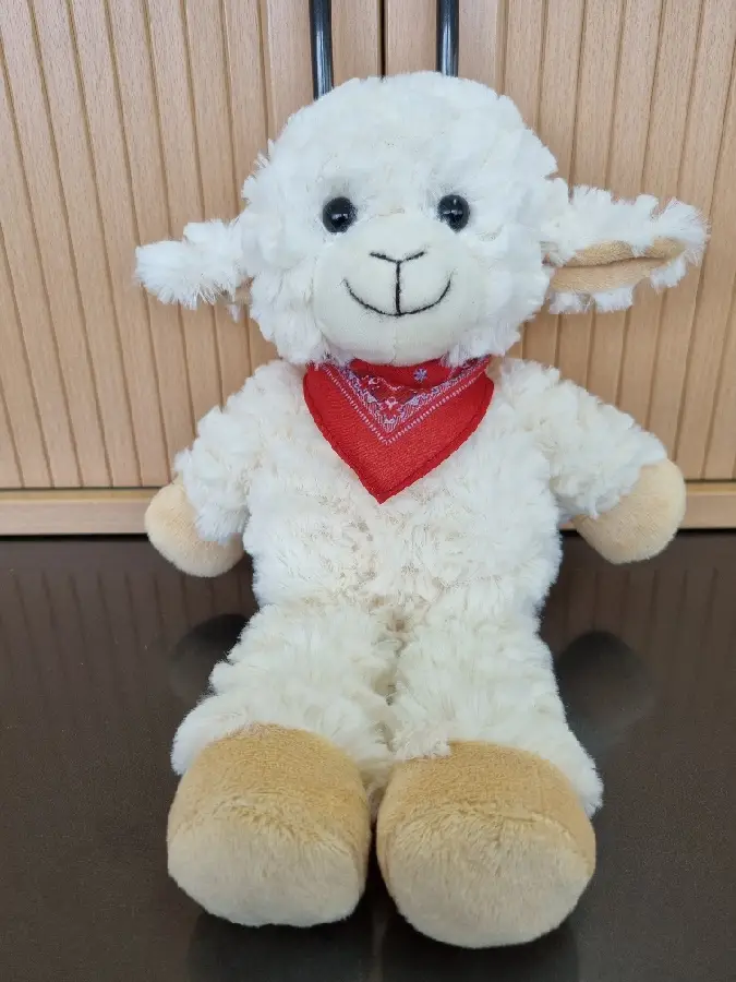 Pluche lamb with red scarf 28cm